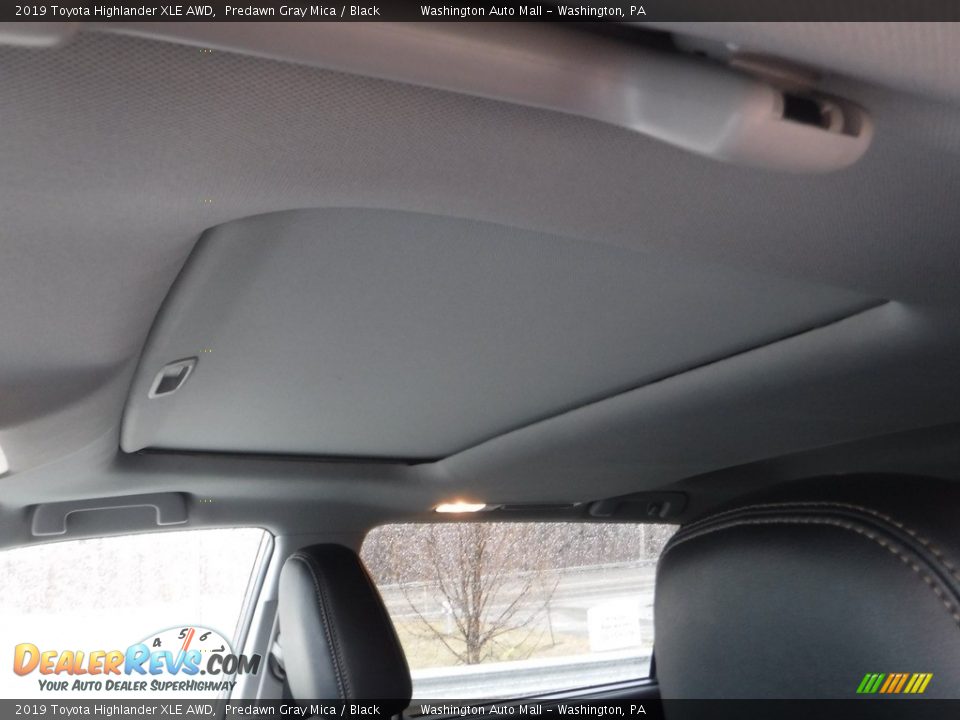 2019 Toyota Highlander XLE AWD Predawn Gray Mica / Black Photo #17
