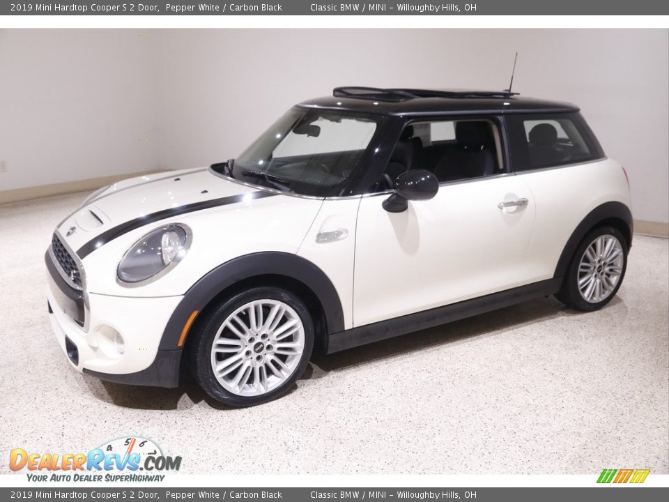 2019 Mini Hardtop Cooper S 2 Door Pepper White / Carbon Black Photo #3