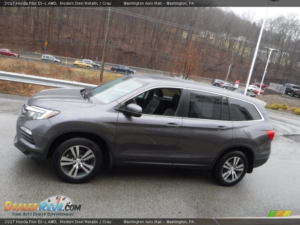 2017 Honda Pilot EX-L AWD Modern Steel Metallic / Gray Photo #12