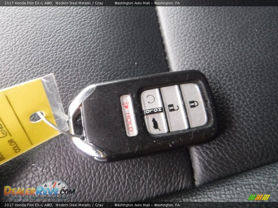 2017 Honda Pilot EX-L AWD Modern Steel Metallic / Gray Photo #32