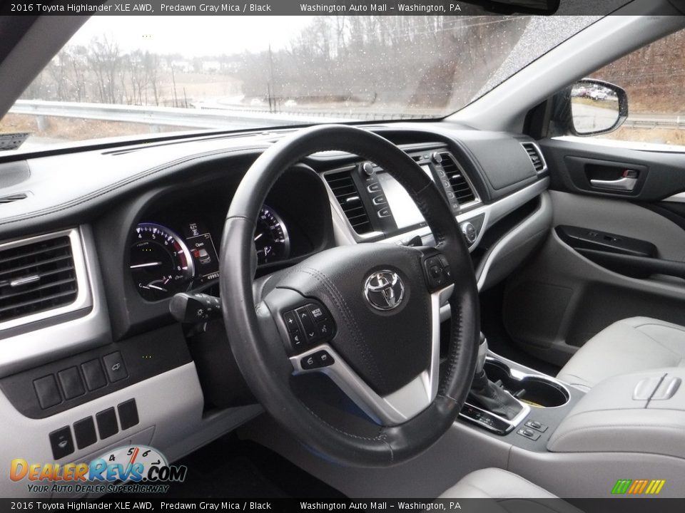 2016 Toyota Highlander XLE AWD Predawn Gray Mica / Black Photo #21