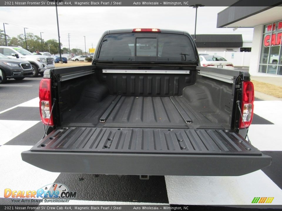 2021 Nissan Frontier SV Crew Cab 4x4 Magnetic Black Pearl / Steel Photo #5