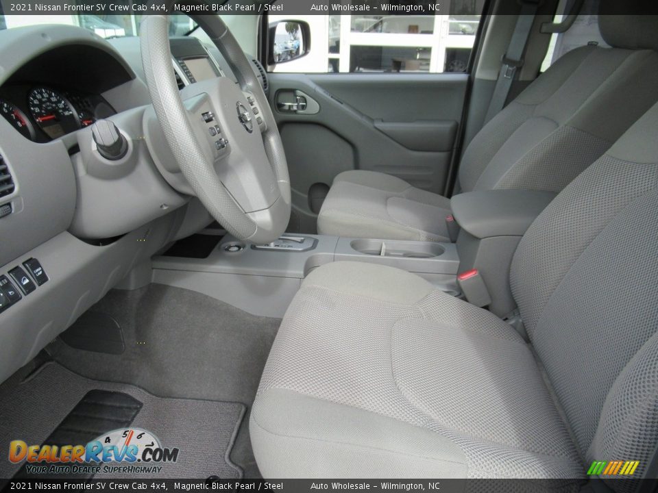Front Seat of 2021 Nissan Frontier SV Crew Cab 4x4 Photo #11