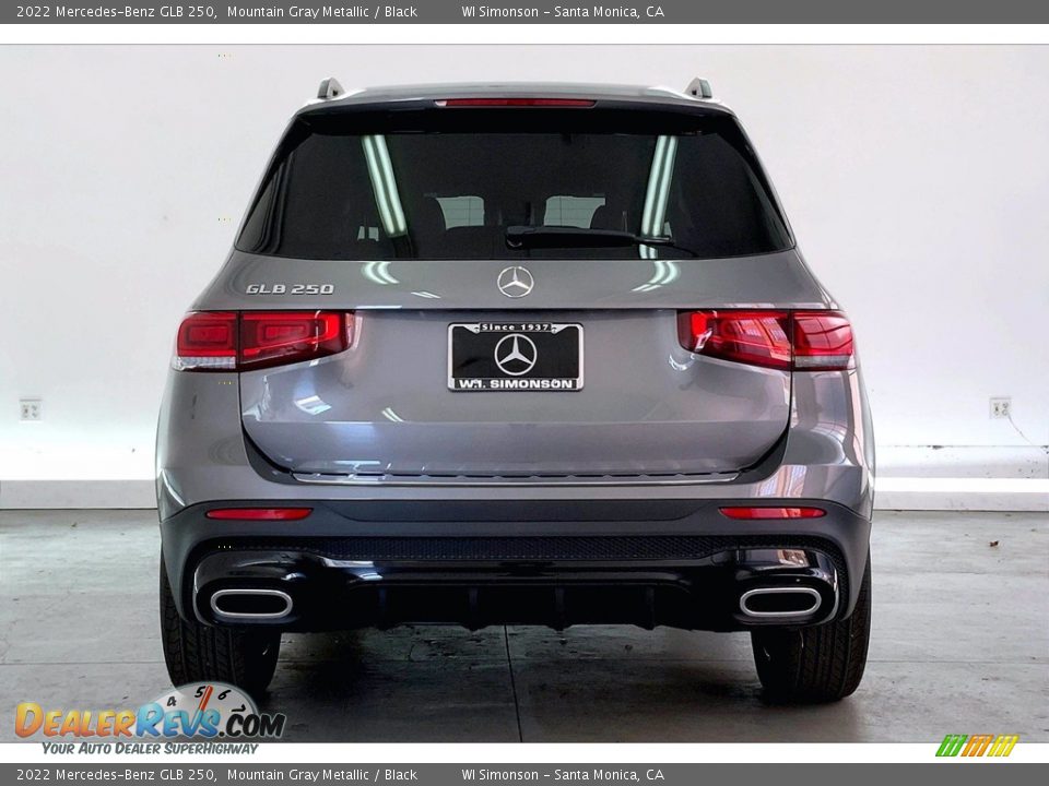 2022 Mercedes-Benz GLB 250 Mountain Gray Metallic / Black Photo #3