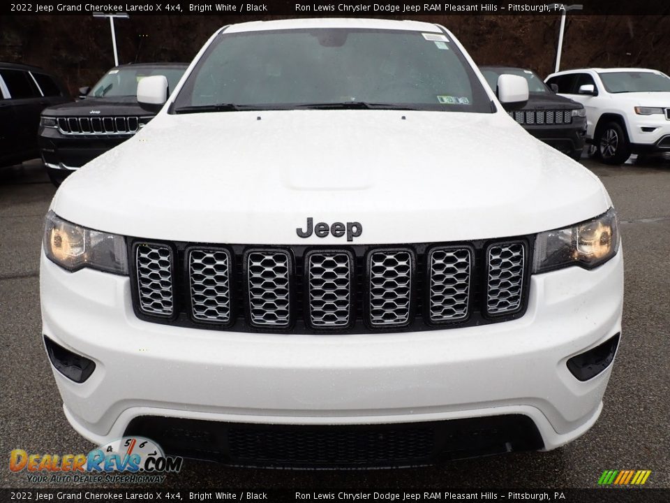 2022 Jeep Grand Cherokee Laredo X 4x4 Bright White / Black Photo #9