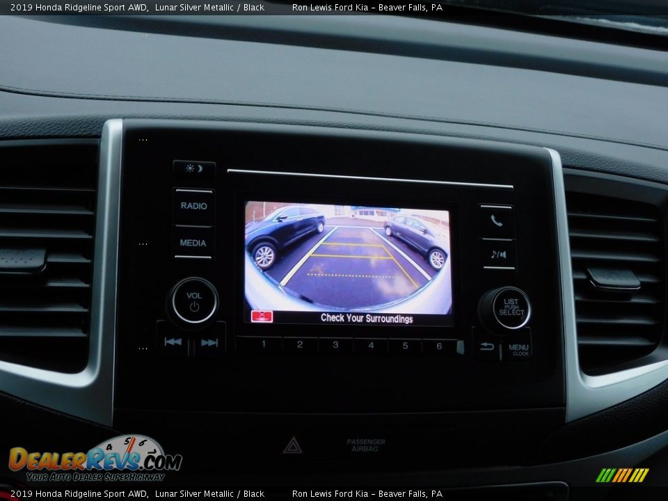 2019 Honda Ridgeline Sport AWD Lunar Silver Metallic / Black Photo #16