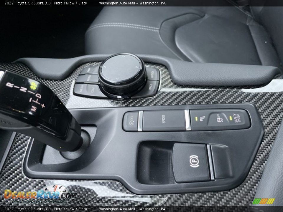 2022 Toyota GR Supra 3.0 Shifter Photo #23