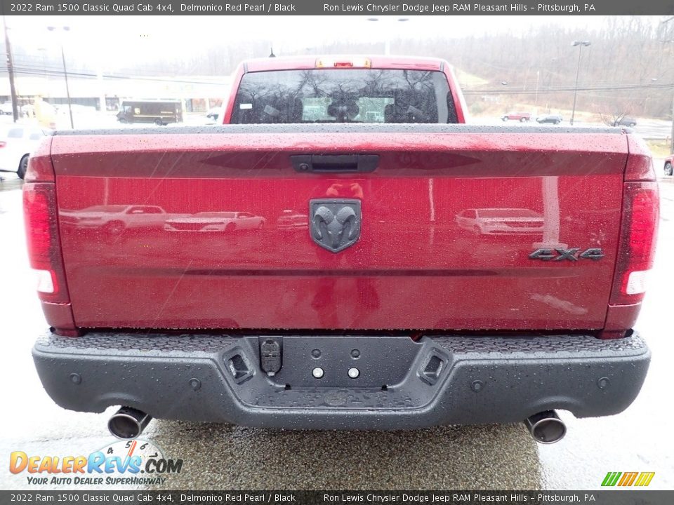 2022 Ram 1500 Classic Quad Cab 4x4 Delmonico Red Pearl / Black Photo #4