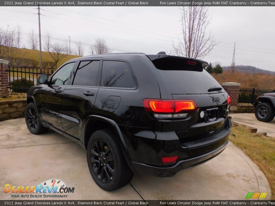 2022 Jeep Grand Cherokee Laredo X 4x4 Diamond Black Crystal Pearl / Global Black Photo #8