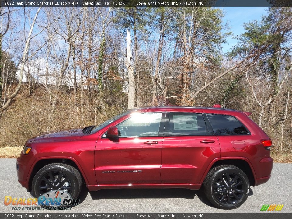 Velvet Red Pearl 2022 Jeep Grand Cherokee Laredo X 4x4 Photo #1