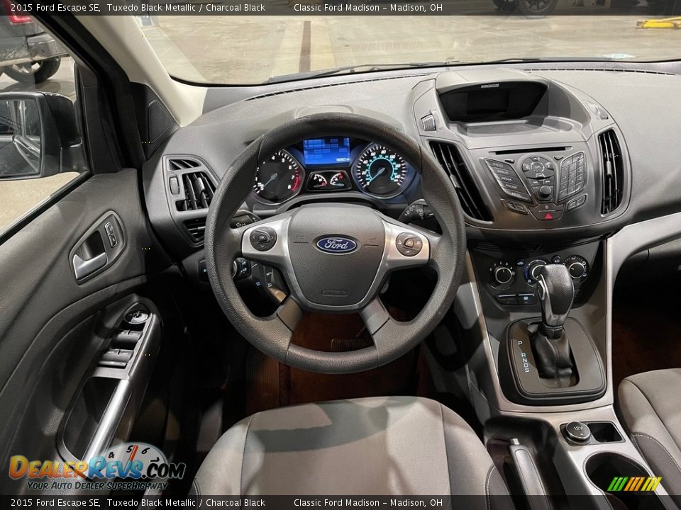 2015 Ford Escape SE Tuxedo Black Metallic / Charcoal Black Photo #9