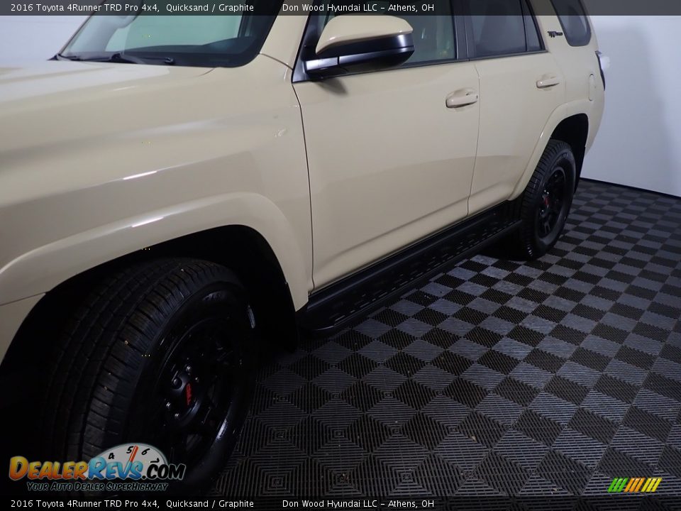 2016 Toyota 4Runner TRD Pro 4x4 Quicksand / Graphite Photo #12