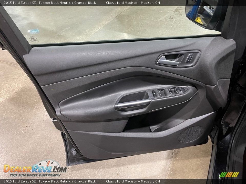 2015 Ford Escape SE Tuxedo Black Metallic / Charcoal Black Photo #12