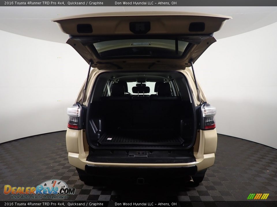 2016 Toyota 4Runner TRD Pro 4x4 Quicksand / Graphite Photo #16