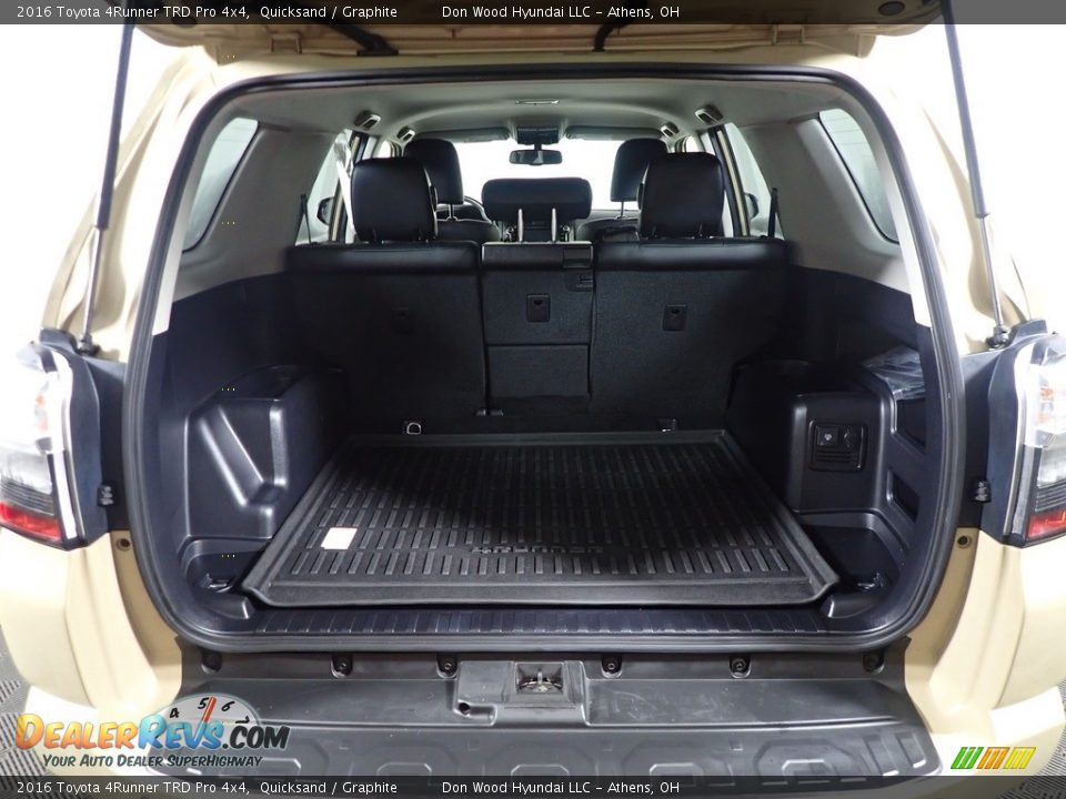 2016 Toyota 4Runner TRD Pro 4x4 Quicksand / Graphite Photo #17