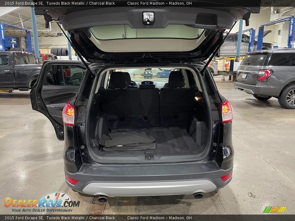 2015 Ford Escape SE Tuxedo Black Metallic / Charcoal Black Photo #15