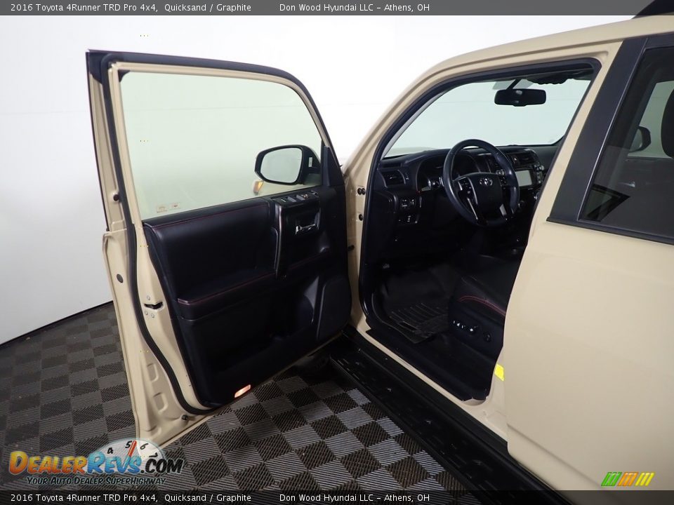 2016 Toyota 4Runner TRD Pro 4x4 Quicksand / Graphite Photo #22