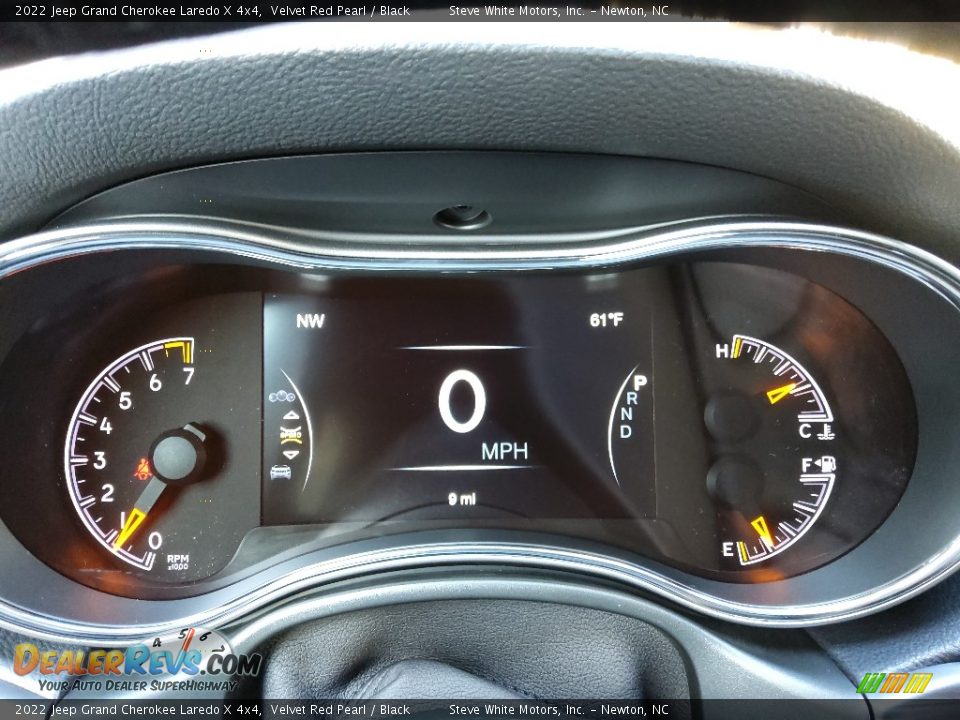 2022 Jeep Grand Cherokee Laredo X 4x4 Gauges Photo #21