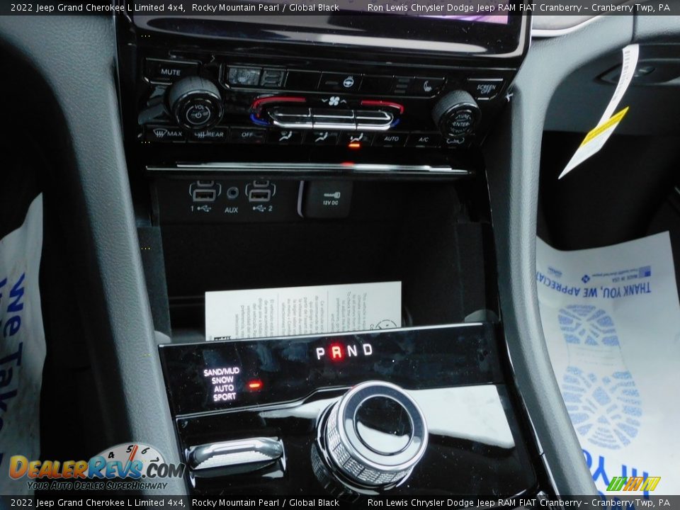 2022 Jeep Grand Cherokee L Limited 4x4 Rocky Mountain Pearl / Global Black Photo #19