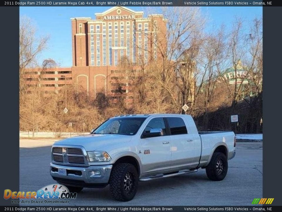 2011 Dodge Ram 2500 HD Laramie Mega Cab 4x4 Bright White / Light Pebble Beige/Bark Brown Photo #29