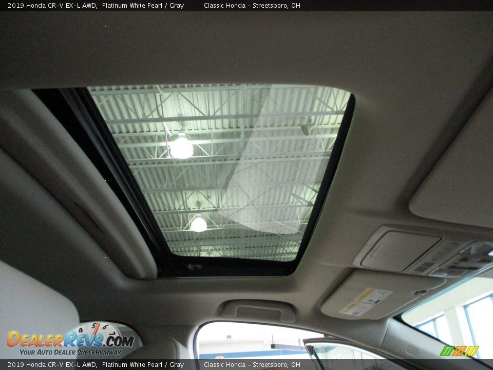 2019 Honda CR-V EX-L AWD Platinum White Pearl / Gray Photo #17