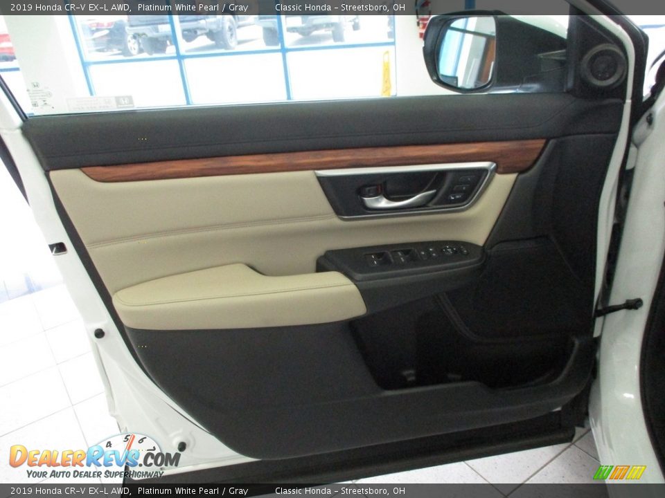 2019 Honda CR-V EX-L AWD Platinum White Pearl / Gray Photo #26