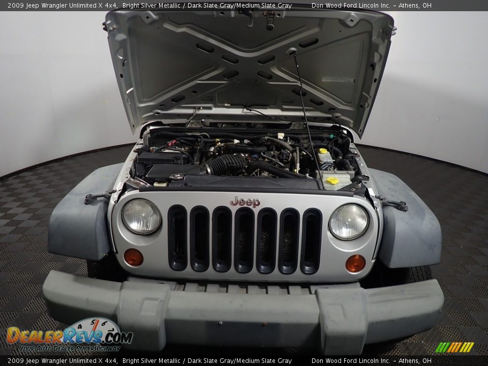 2009 Jeep Wrangler Unlimited X 4x4 Bright Silver Metallic / Dark Slate Gray/Medium Slate Gray Photo #6