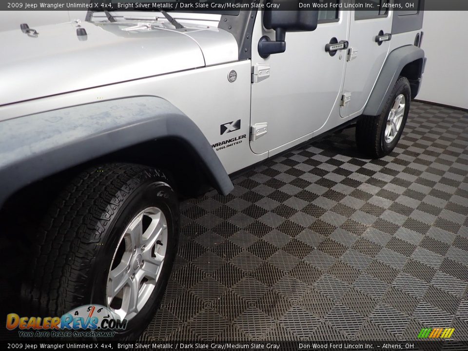 2009 Jeep Wrangler Unlimited X 4x4 Bright Silver Metallic / Dark Slate Gray/Medium Slate Gray Photo #9