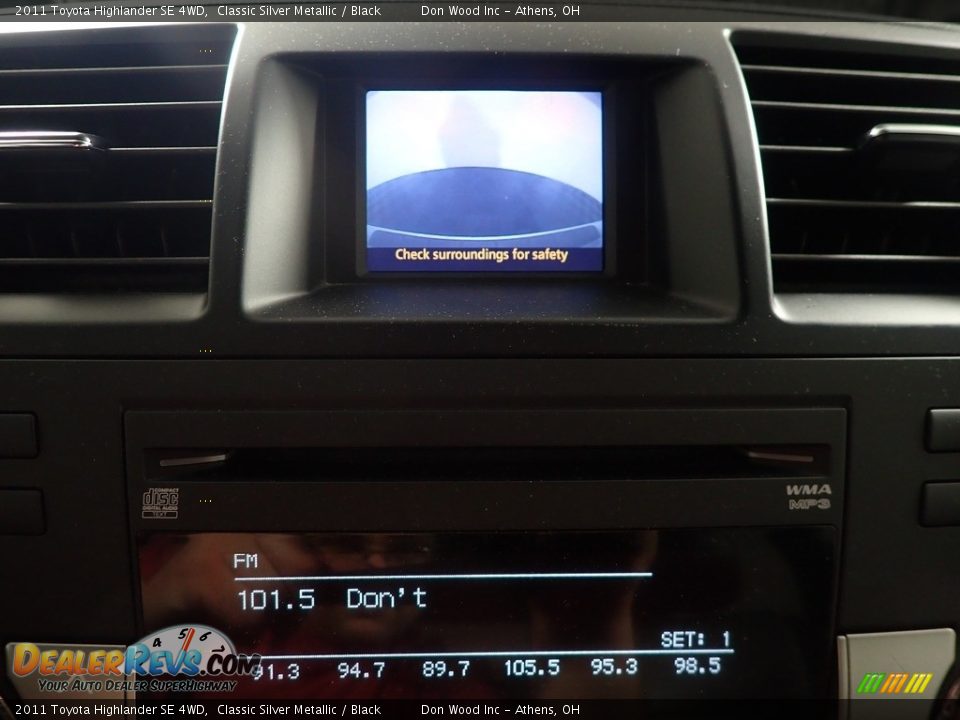 2011 Toyota Highlander SE 4WD Classic Silver Metallic / Black Photo #2
