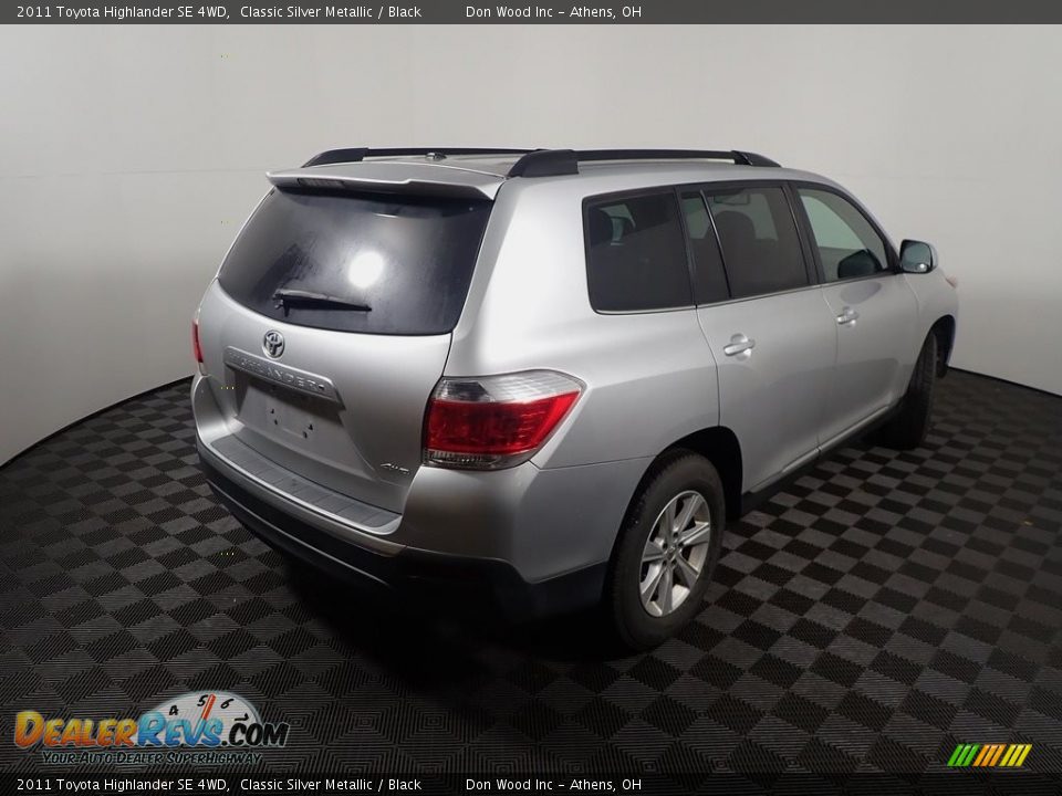2011 Toyota Highlander SE 4WD Classic Silver Metallic / Black Photo #12