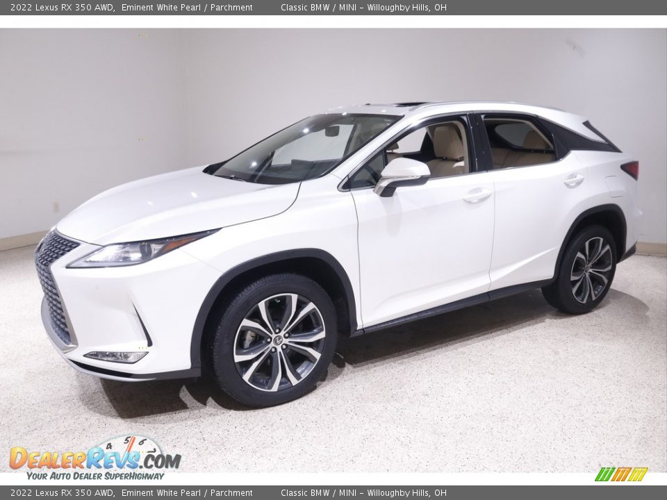 Front 3/4 View of 2022 Lexus RX 350 AWD Photo #3