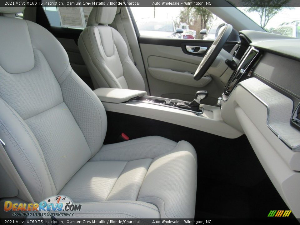 2021 Volvo XC60 T5 Inscription Osmium Grey Metallic / Blonde/Charcoal Photo #13