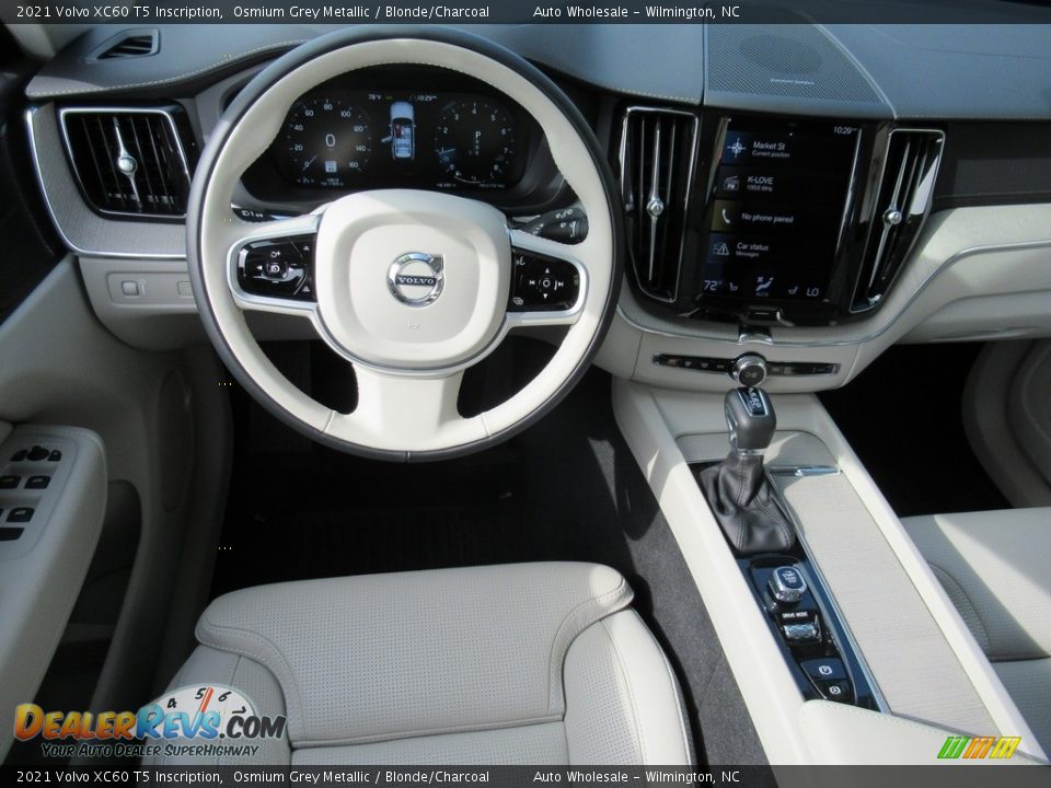 2021 Volvo XC60 T5 Inscription Osmium Grey Metallic / Blonde/Charcoal Photo #15