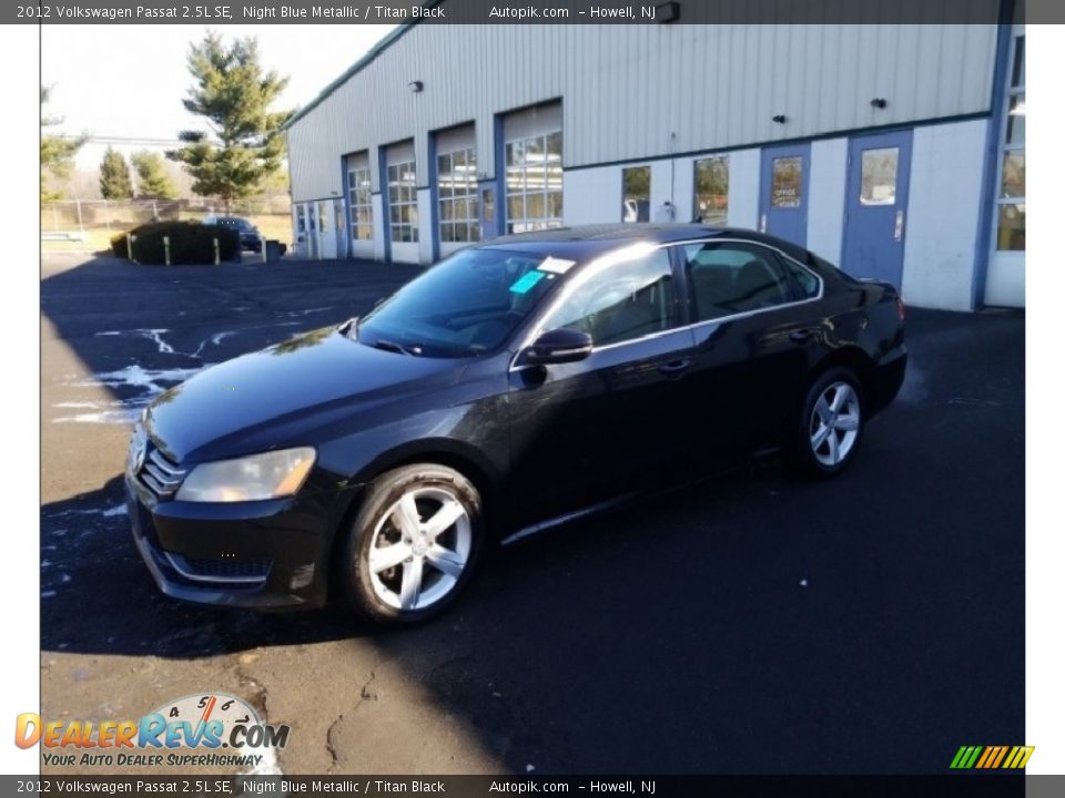 2012 Volkswagen Passat 2.5L SE Night Blue Metallic / Titan Black Photo #1