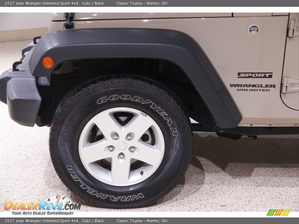 2017 Jeep Wrangler Unlimited Sport 4x4 Gobi / Black Photo #18