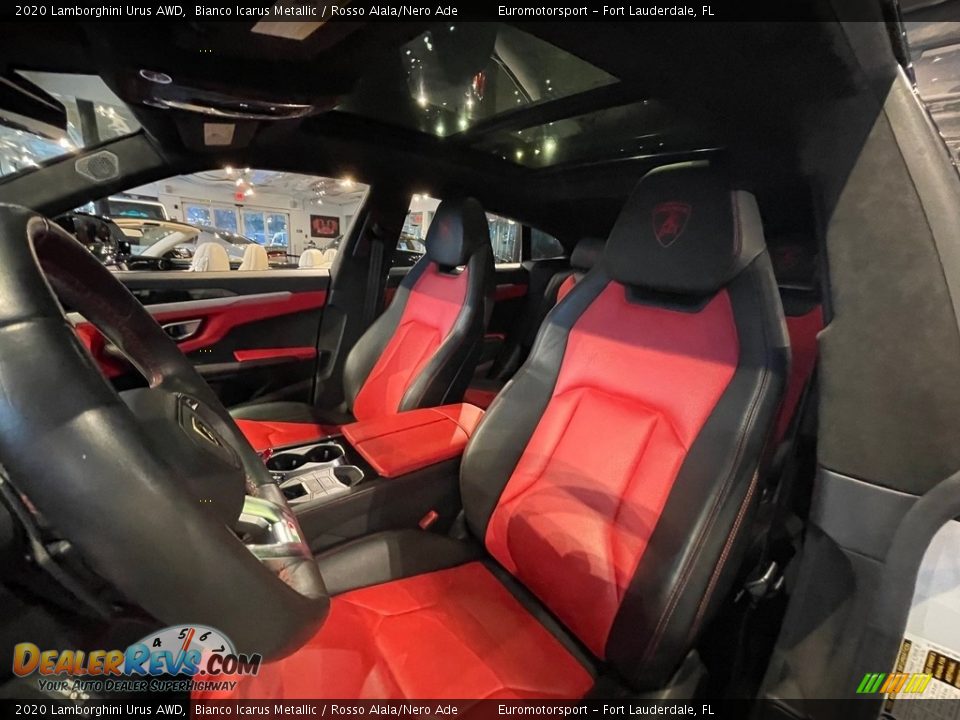 Front Seat of 2020 Lamborghini Urus AWD Photo #3