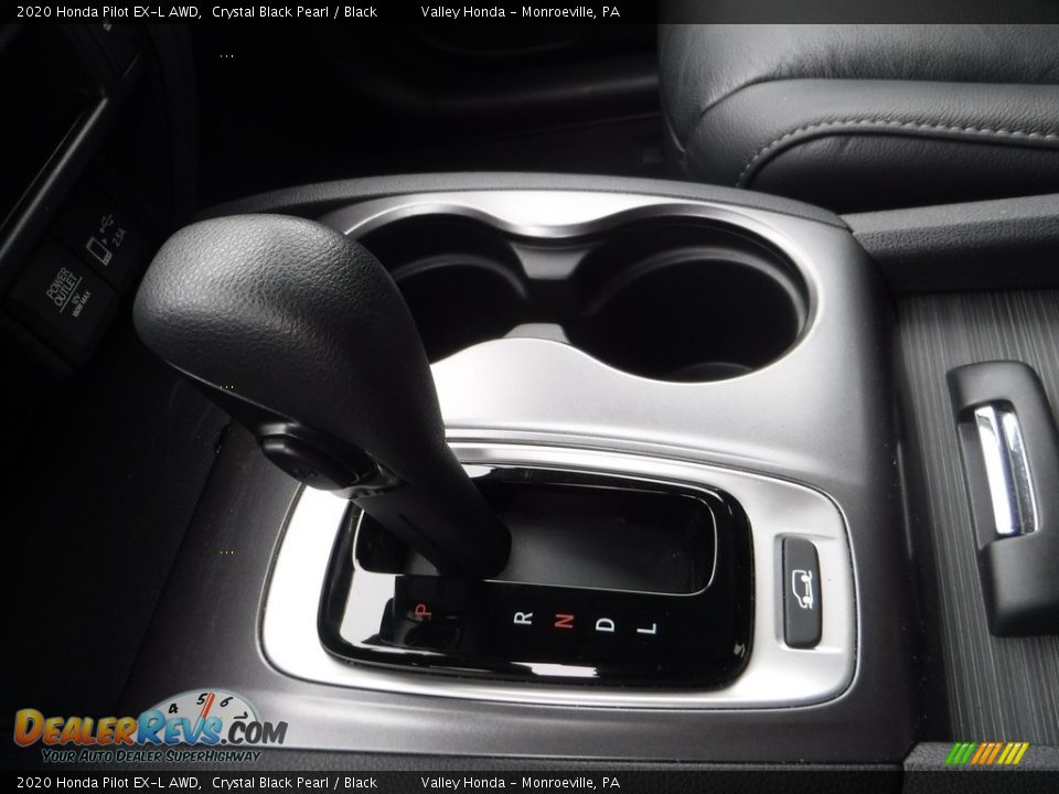 2020 Honda Pilot EX-L AWD Crystal Black Pearl / Black Photo #17