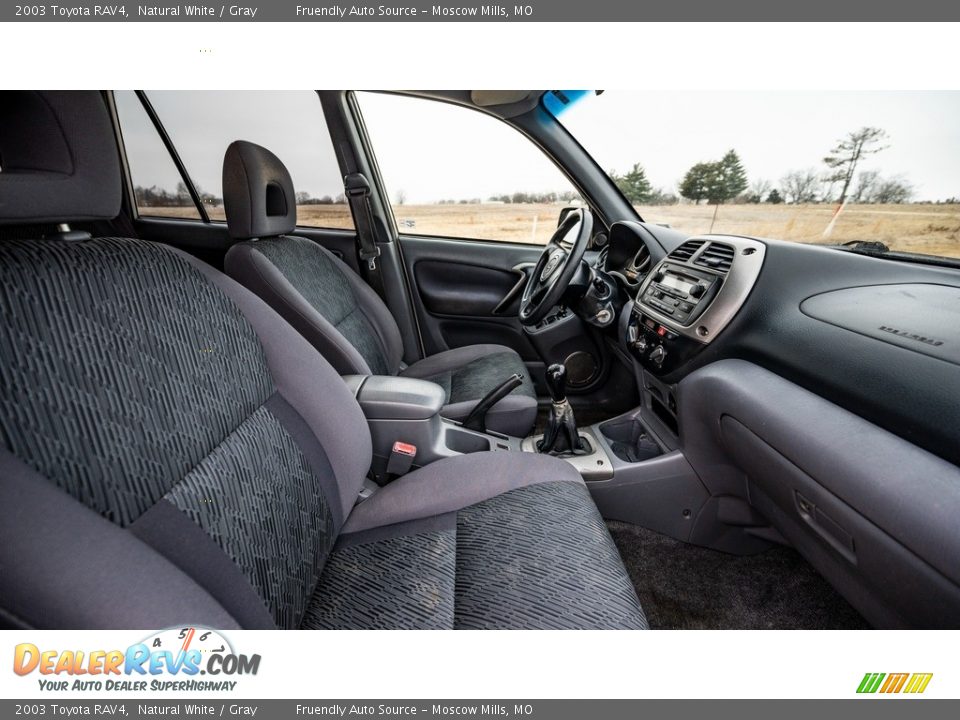 2003 Toyota RAV4 Natural White / Gray Photo #26