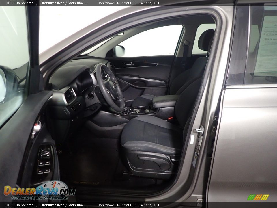 2019 Kia Sorento L Titanium Silver / Satin Black Photo #22