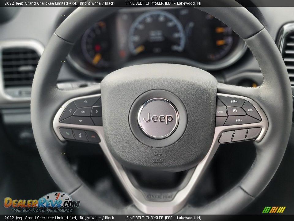 2022 Jeep Grand Cherokee Limited 4x4 Steering Wheel Photo #11