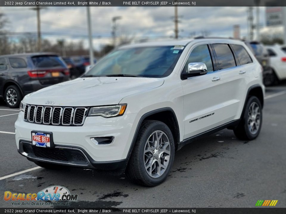 2022 Jeep Grand Cherokee Limited 4x4 Bright White / Black Photo #1