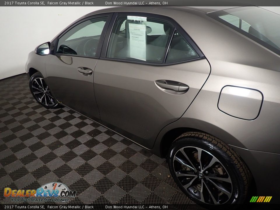 2017 Toyota Corolla SE Falcon Gray Metallic / Black Photo #18