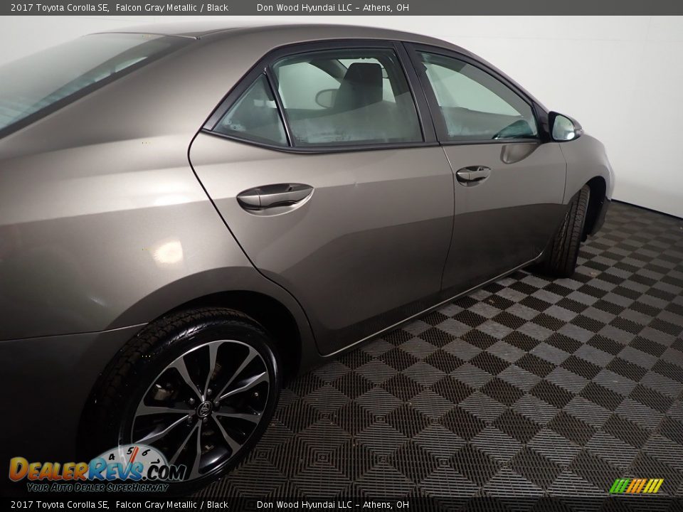 2017 Toyota Corolla SE Falcon Gray Metallic / Black Photo #19