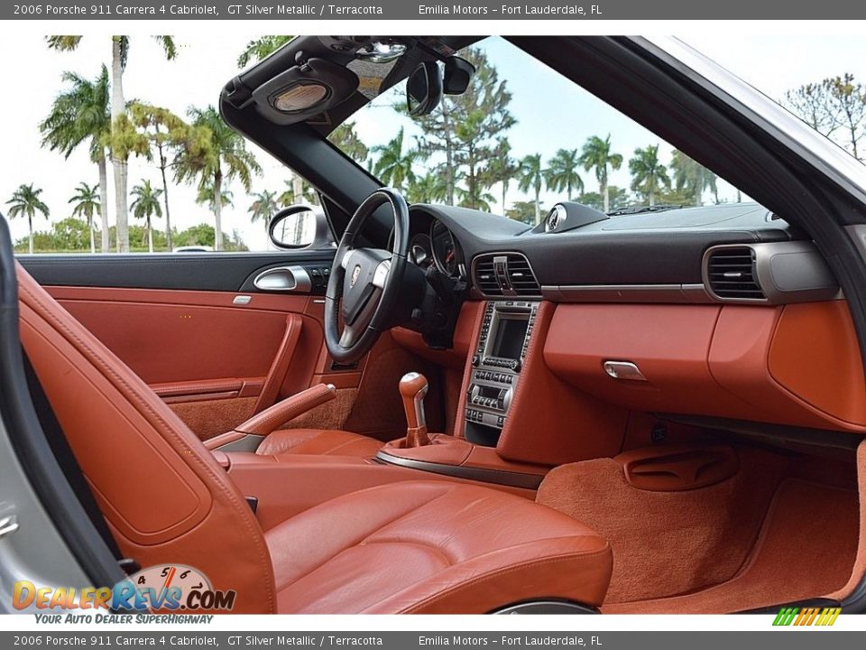 Front Seat of 2006 Porsche 911 Carrera 4 Cabriolet Photo #35