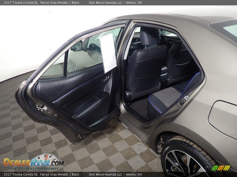 2017 Toyota Corolla SE Falcon Gray Metallic / Black Photo #34