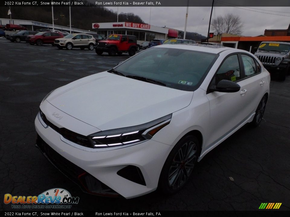 2022 Kia Forte GT Snow White Pearl / Black Photo #7