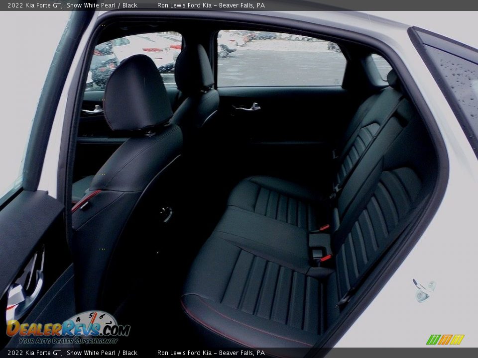 2022 Kia Forte GT Snow White Pearl / Black Photo #12