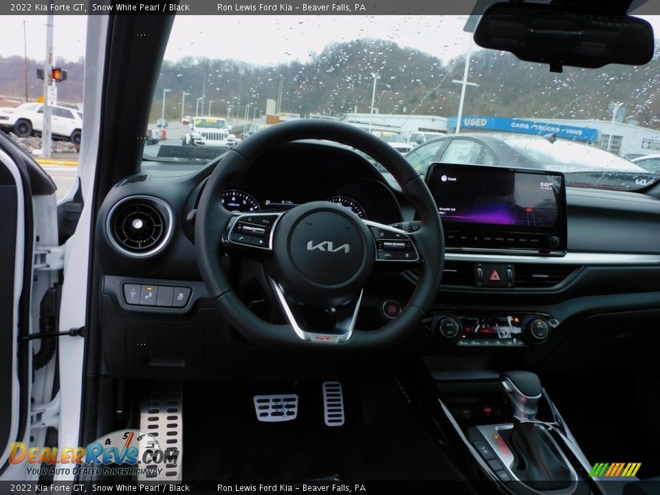 2022 Kia Forte GT Snow White Pearl / Black Photo #13