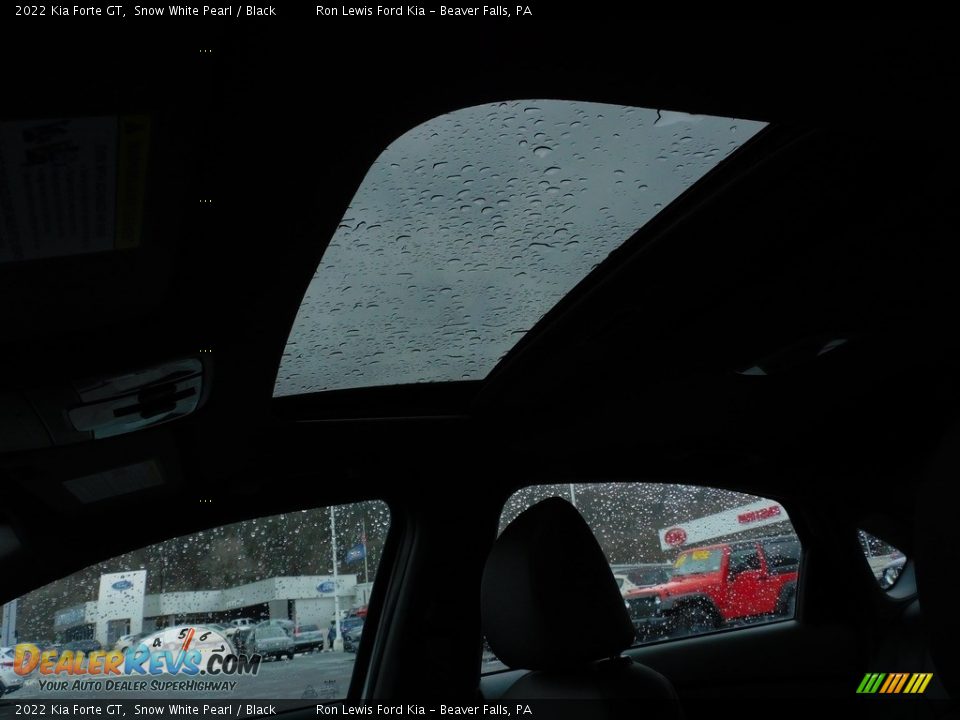 2022 Kia Forte GT Snow White Pearl / Black Photo #15