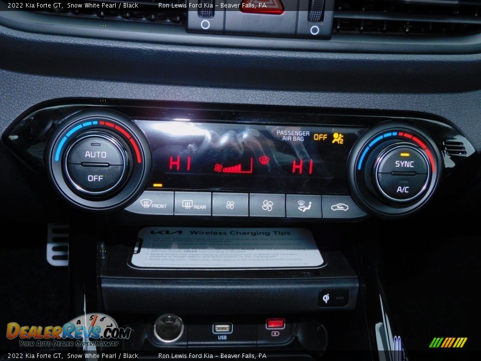2022 Kia Forte GT Snow White Pearl / Black Photo #17